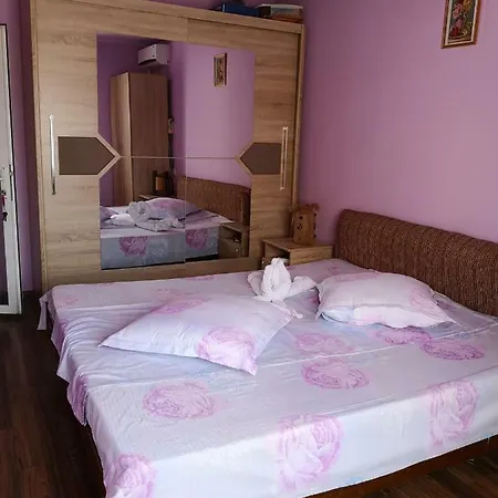 Vila Blue Guest house *